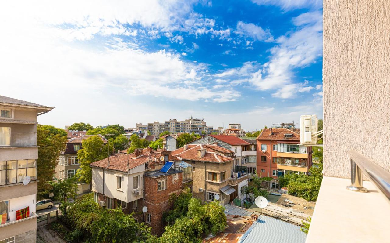 Modernly-Designed 1Bd Apartment With A Nice Terrace Plovdiv Eksteriør bilde